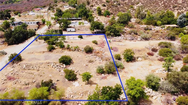 $240,000 | 33165 Ginger Lane, Lake Elsinore, CA 92530