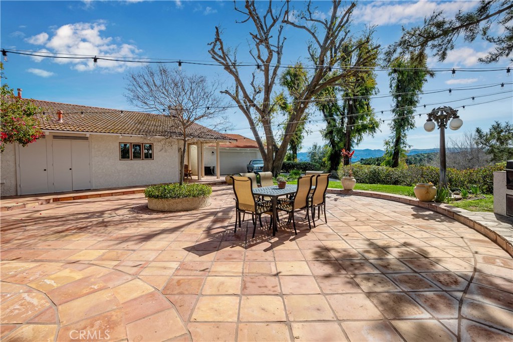 30334 Byfield Road Castaic, CA 91384 - Photo 6 of 48 Patio