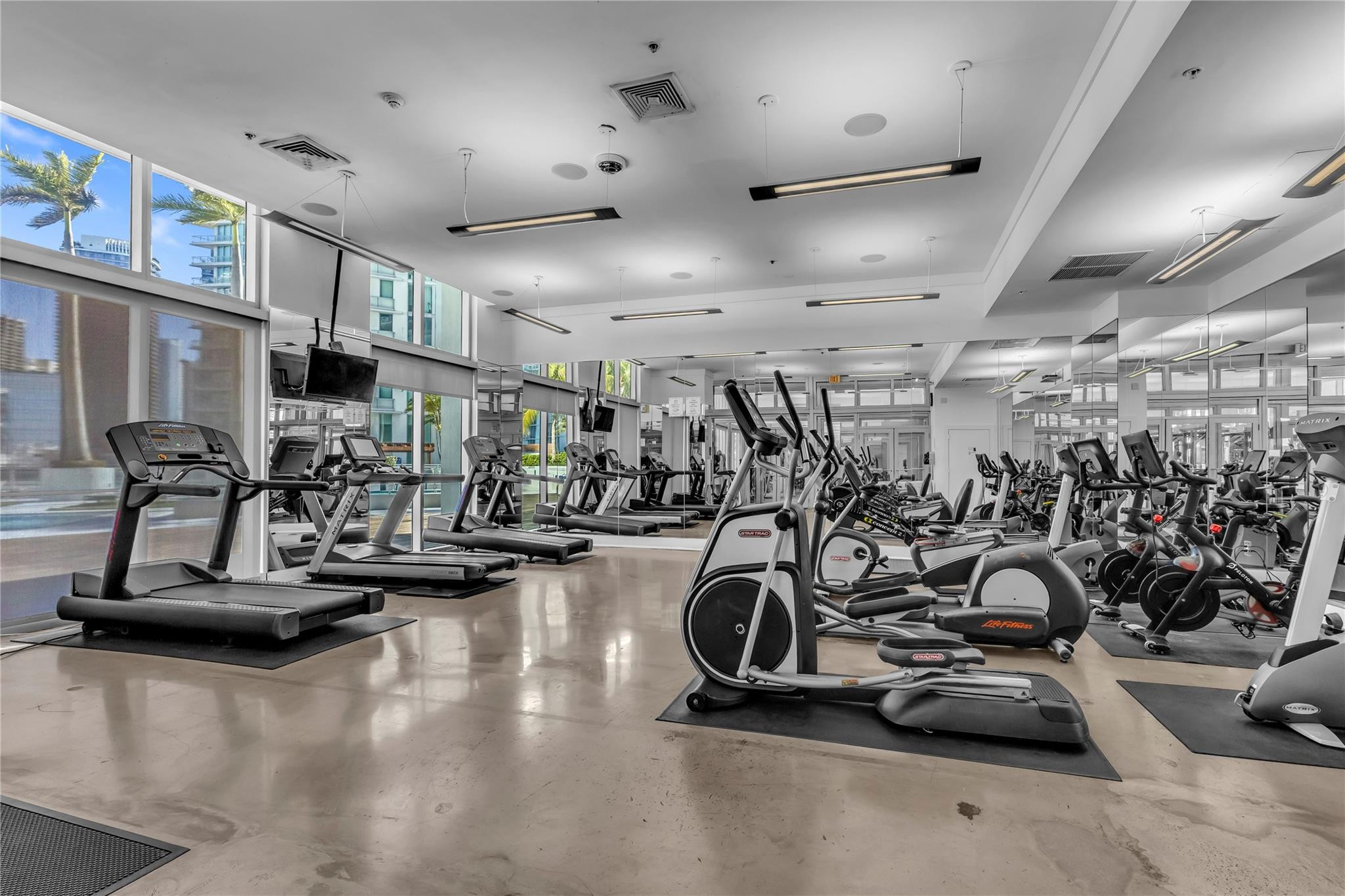 90 Southwest 3rd Street, Unit 3808 Miami, FL 33130 - Photo 16 of 27 Photo 16