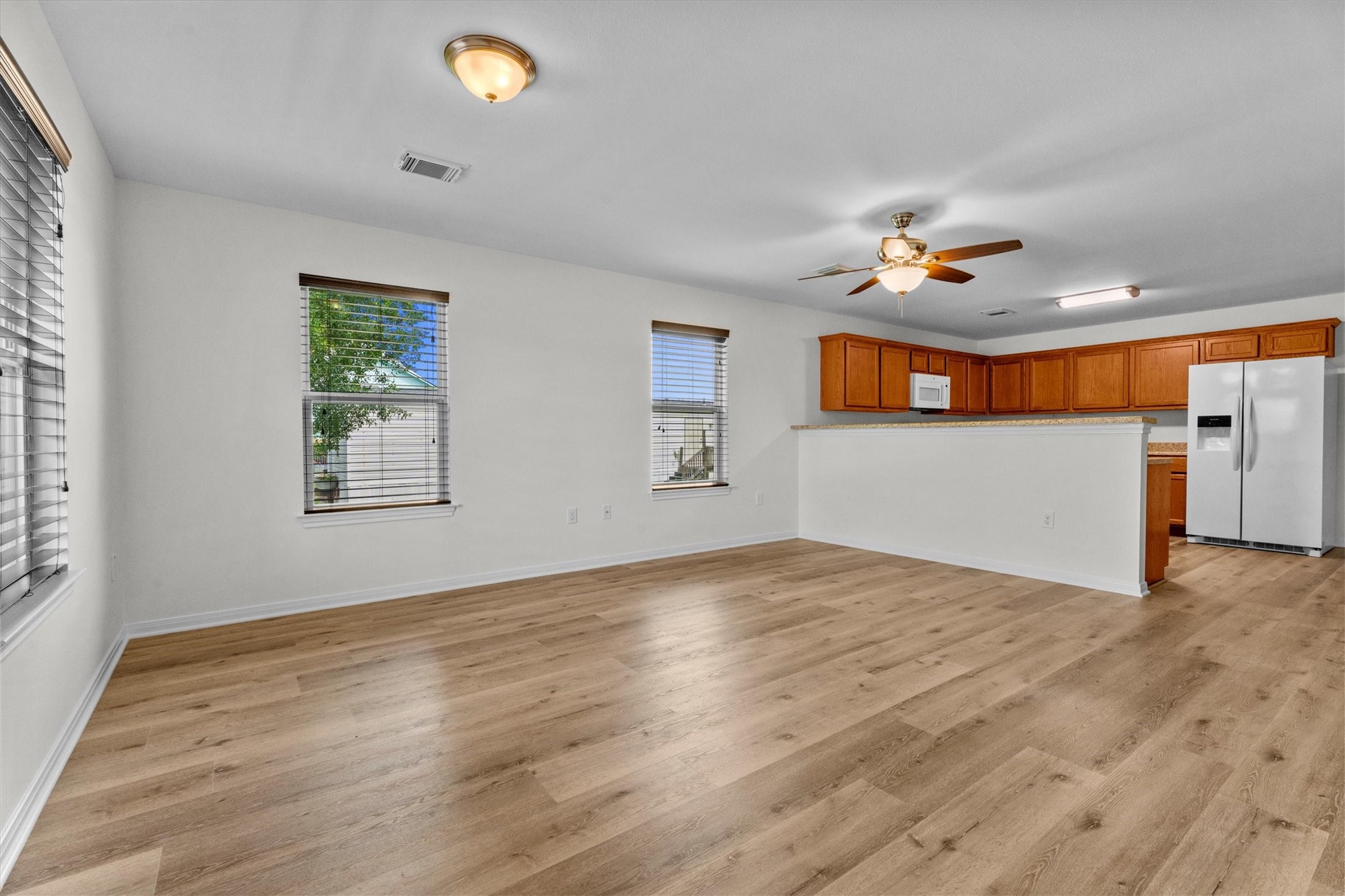 2331 Rue De Lafitte Street San Leon, TX 77539 - Photo 6 of 24 Living/Kitchen