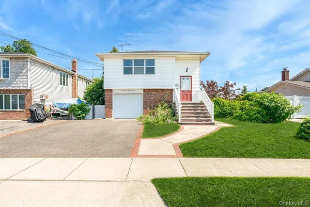 $3,500 | 227 North Walnut Street, Massapequa, NY 11758