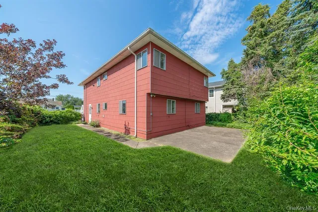 $3,500 | 227 North Walnut Street, Massapequa, NY 11758