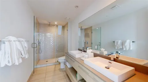 $669,000 | 4010 South Ocean Drive, Unit R1004, Hollywood, FL 33019