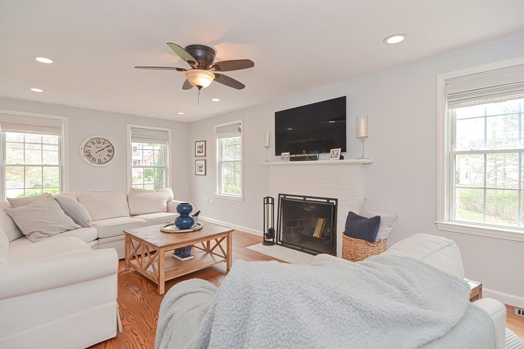 61 Riverside Drive Wrentham, MA 02093 - Photo 12 of 30 Gallery Image 12
