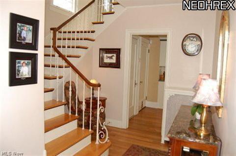 2947 Brighton Road Cleveland, OH 44120 - Photo 3 of 22 Gallery Image 3