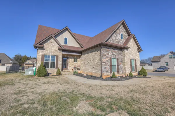 $519,900 | 5226 Lady Bug Lane, Murfreesboro, TN 37129