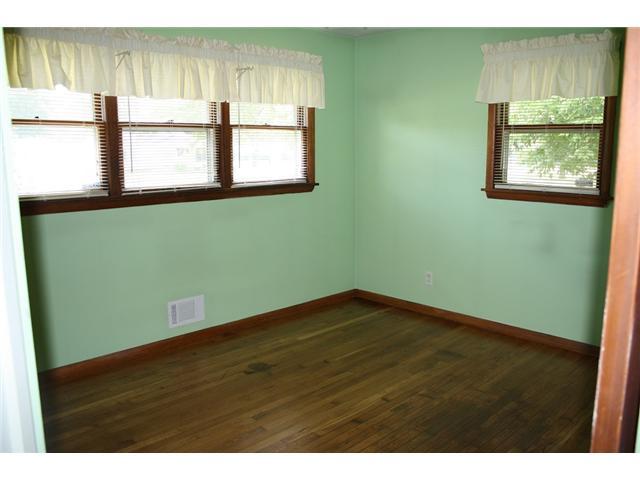 3006 Inn Road Columbus, OH 43232 - Photo 8 of 13 Gallery Image 8