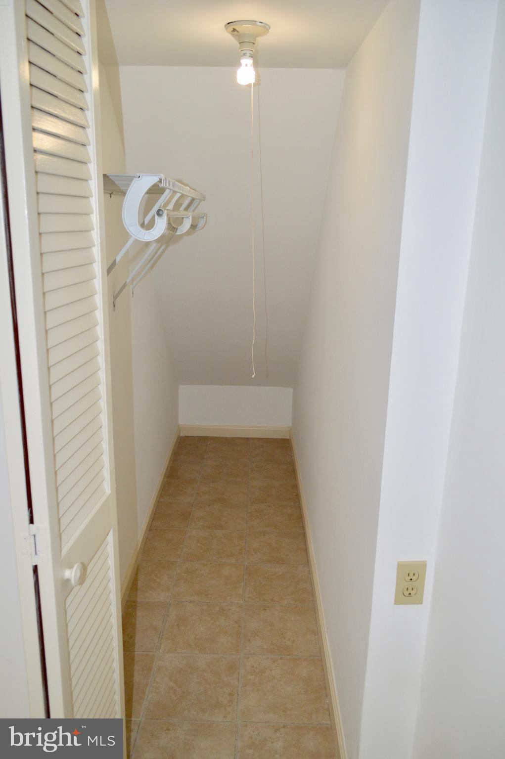 7 Honey Brook Circle Gaithersburg, MD 20878 - Photo 21 of 38 storage space
