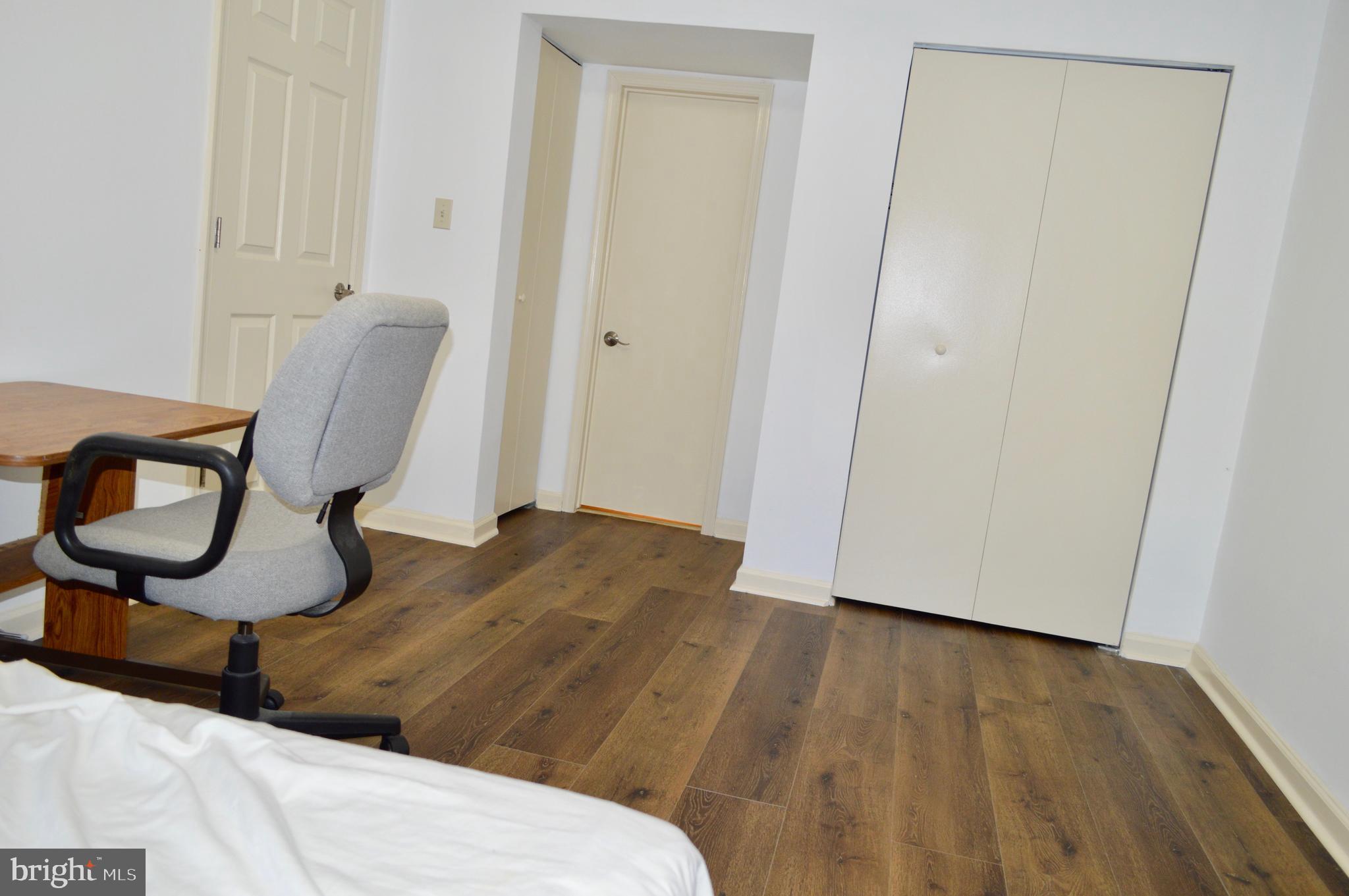 7 Honey Brook Circle Gaithersburg, MD 20878 - Photo 24 of 38