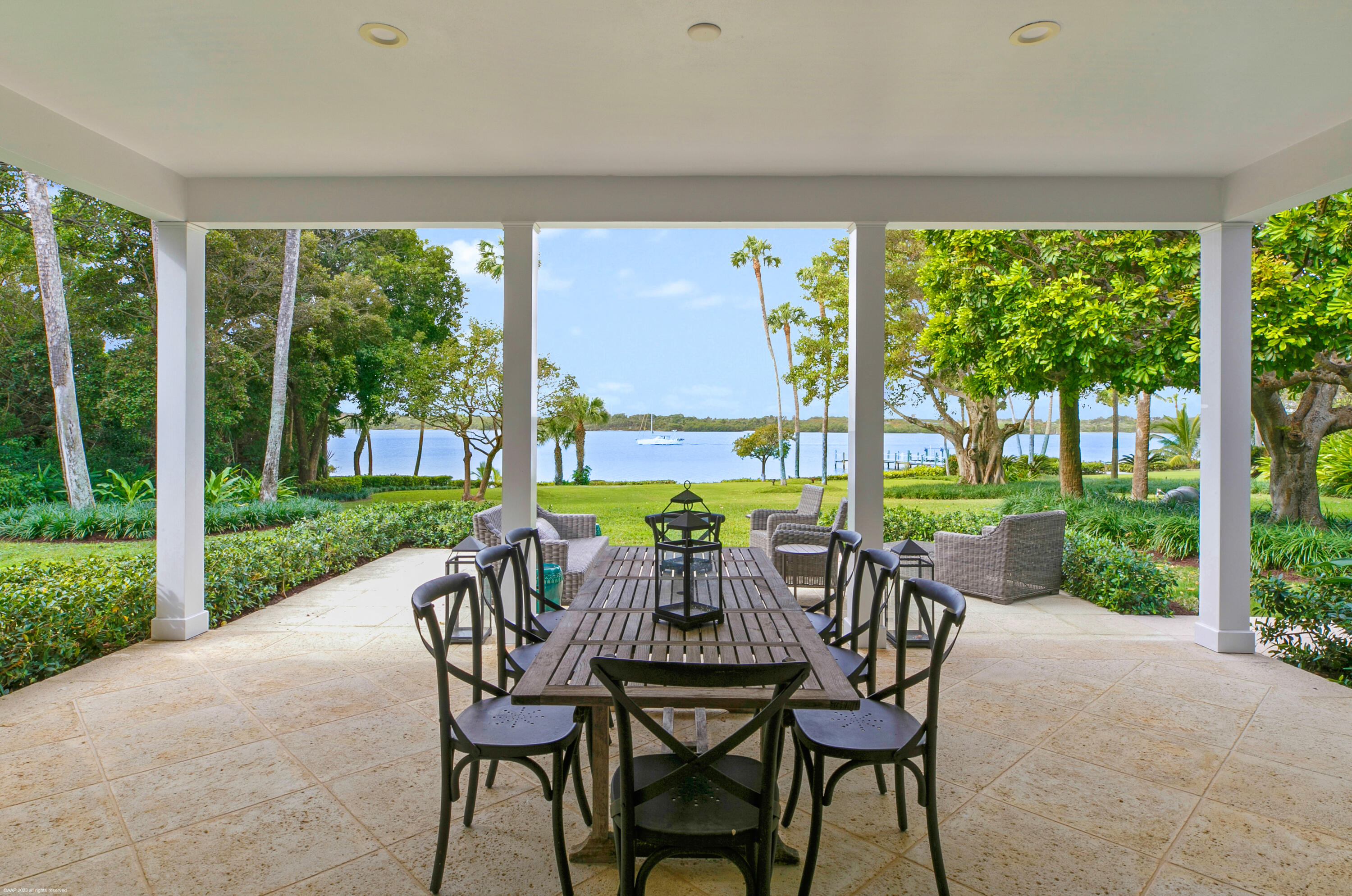 286 South Beach Road Hobe Sound, FL 33455 - Photo 7 of 26 268 South Beach Rd 020