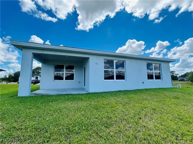 $300,000 | 3802 3rd Street Southwest, Lehigh Acres, FL 33976