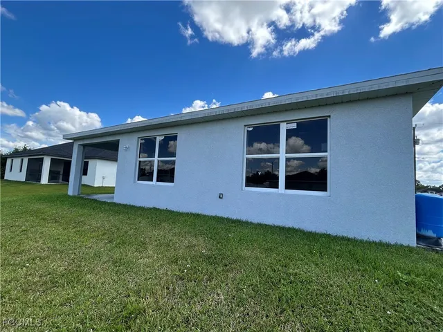 $300,000 | 3802 3rd Street Southwest, Lehigh Acres, FL 33976