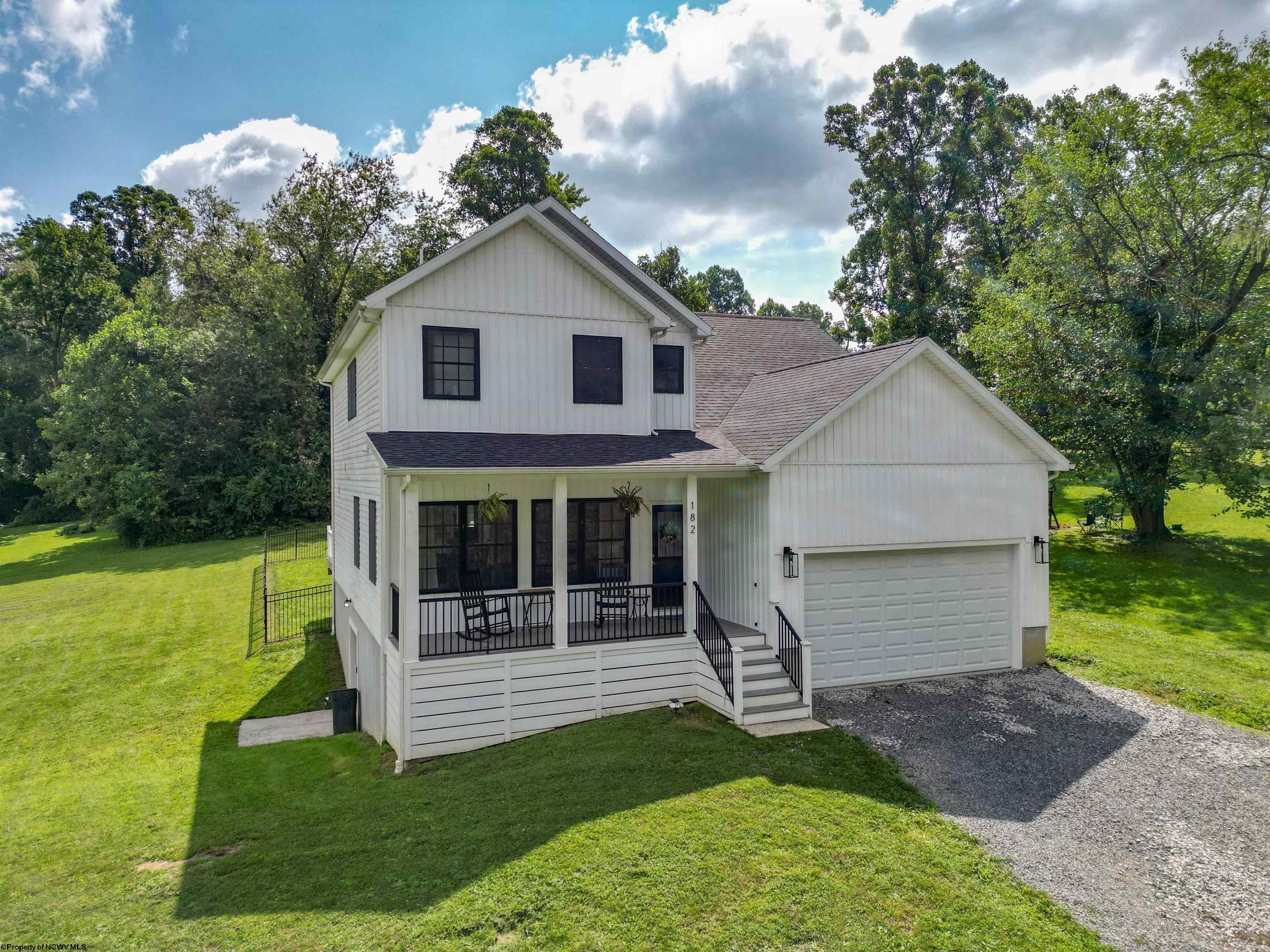 182 Sanford Road Fairmont, WV 26554 - Photo 3 of 44 Gallery Image 3