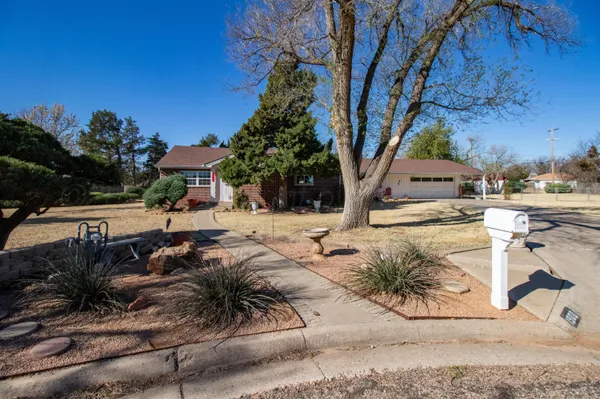$350,000 | 1900 Broadmoor Street, Amarillo, TX 79106