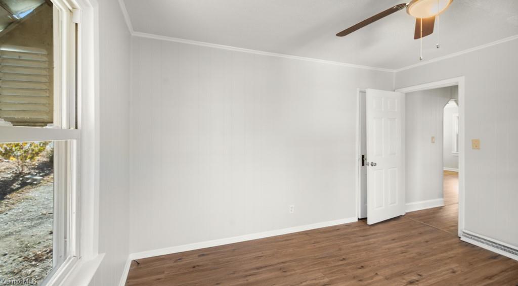 609 Martha Place High Point, NC 27263 - Photo 10 of 25