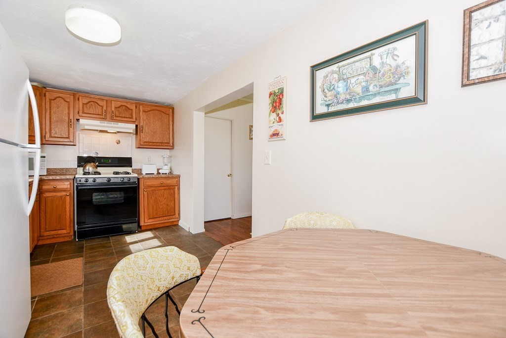 3 Maple Street, Unit 8 Wareham, MA 02532 - Photo 12 of 37 Gallery Image 12