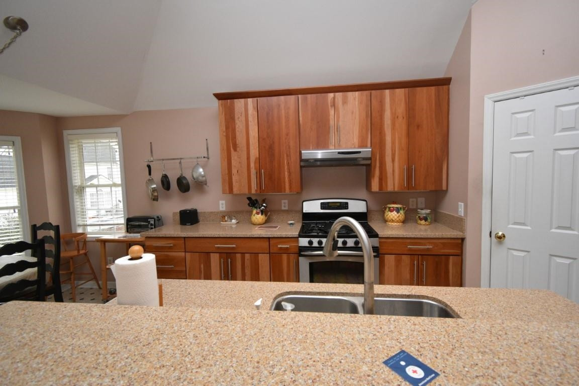 9904 Wyngate Ridge Drive Raleigh, NC 27617 - Photo 15 of 39 Photo 15