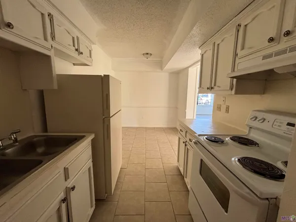 $890 | 1654 Clear Lake Avenue, Unit C, Baton Rouge, LA 70808