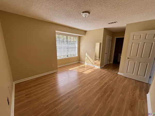 $890 | 1654 Clear Lake Avenue, Unit C, Baton Rouge, LA 70808