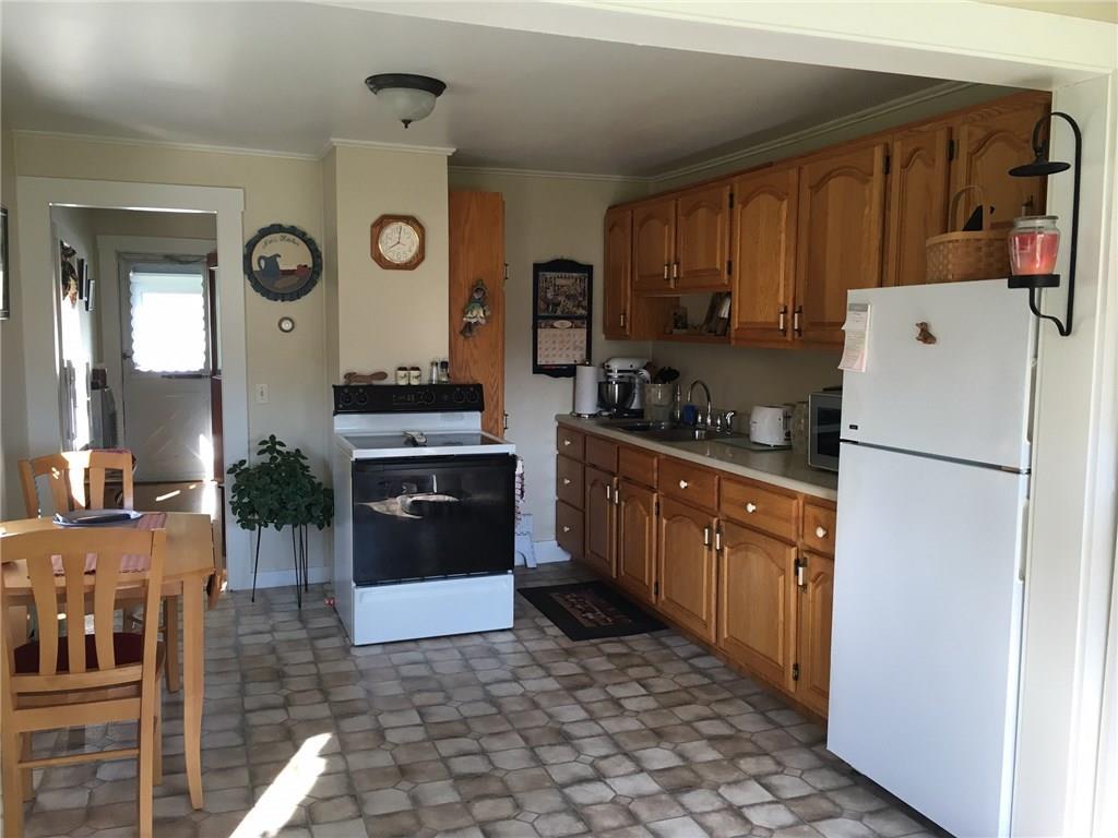 37 North Dexter Road Sangerville, ME 04479 - Photo 15 of 32 Cozy, sunny kitchen