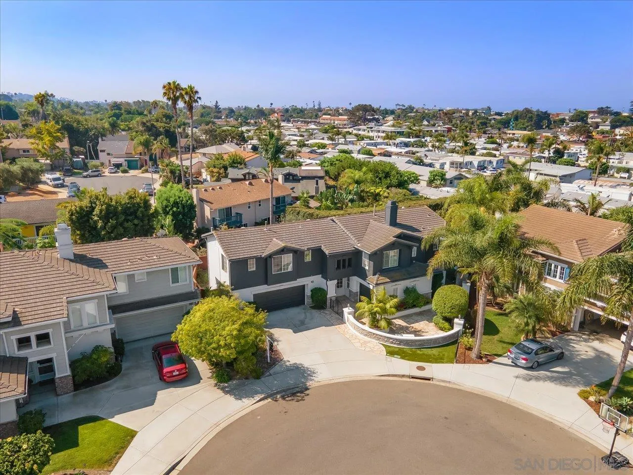 219 Jacob Lane Encinitas, CA 92024 - Photo 43 of 46 a view of a city