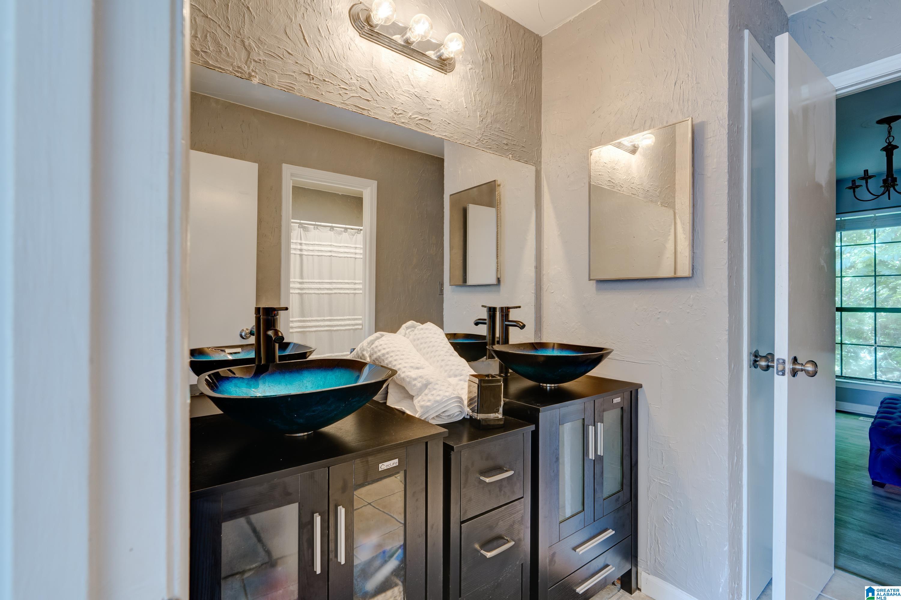 6137 Crest Green Road Birmingham, AL 35212 - Photo 21 of 26