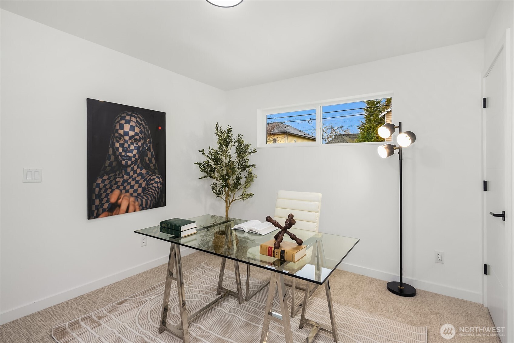 2340 North 64th Street, Unit B Seattle, WA 98103 - Photo 2 of 18