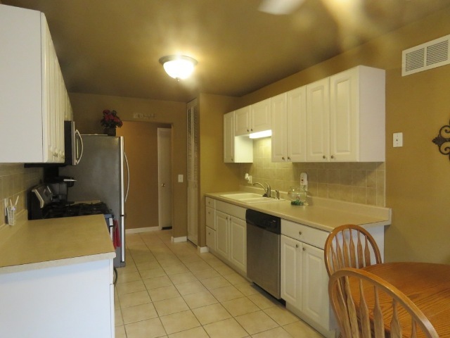 1 Ingleshire Road Montgomery, IL 60538 - Photo 6 of 27