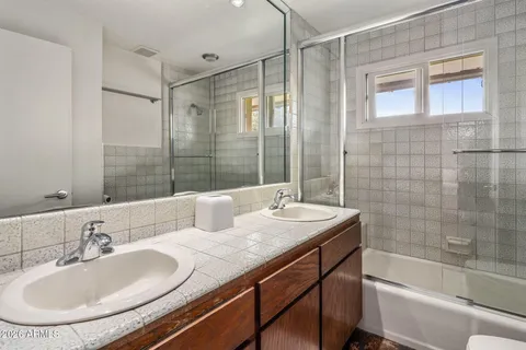$1,899,000 | 119 West Keim Drive, Phoenix, AZ 85013