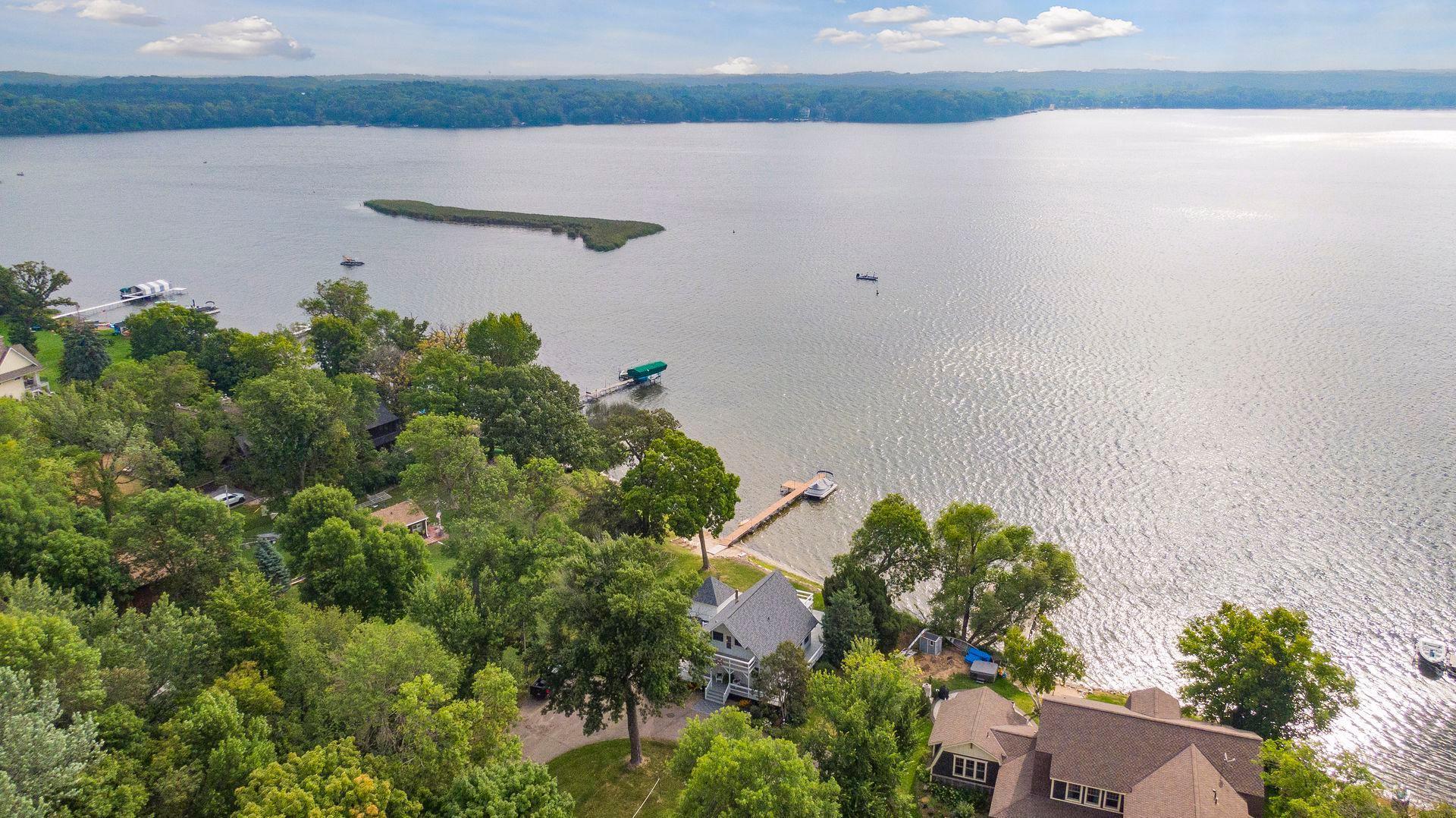 2894 Lindgren Lane Independence, MN 55359 - Photo 4 of 51