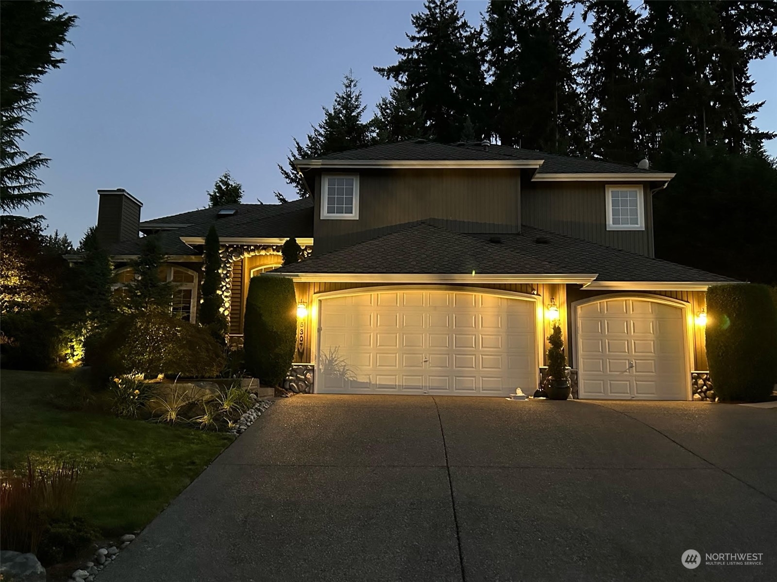5307 Northeast 23rd Court Renton, WA 98059 - Photo 1 of 1 Gallery Image 1