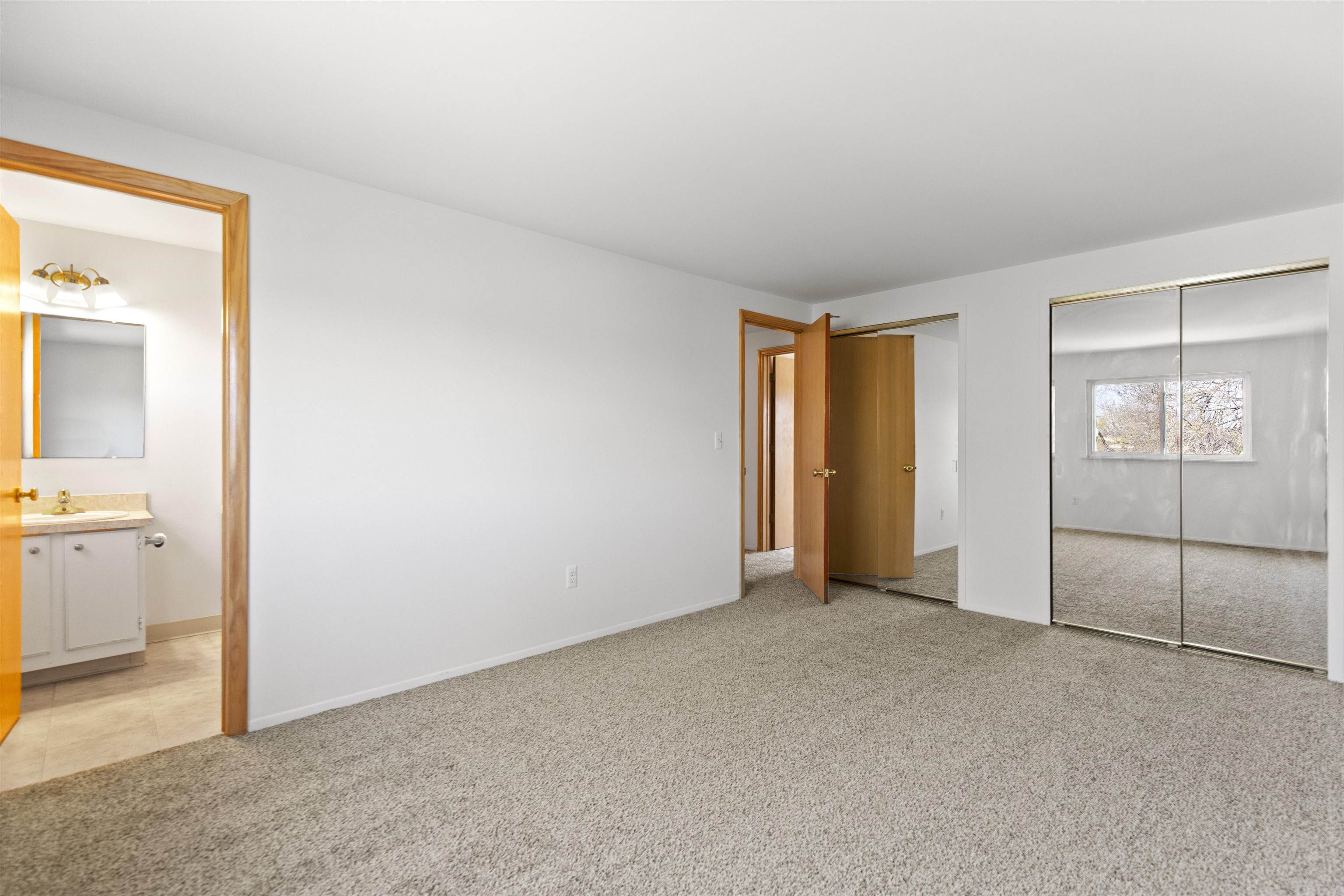 14155 Martin Road Warren, MI 48088 - Photo 20 of 40