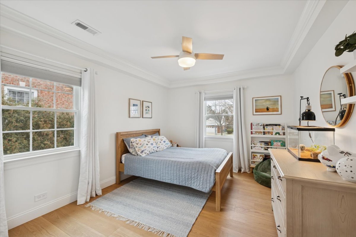 736 Ottawa Avenue Park Ridge, IL 60068 - Photo 20 of 33 a bedroom with a bed furniture and a window