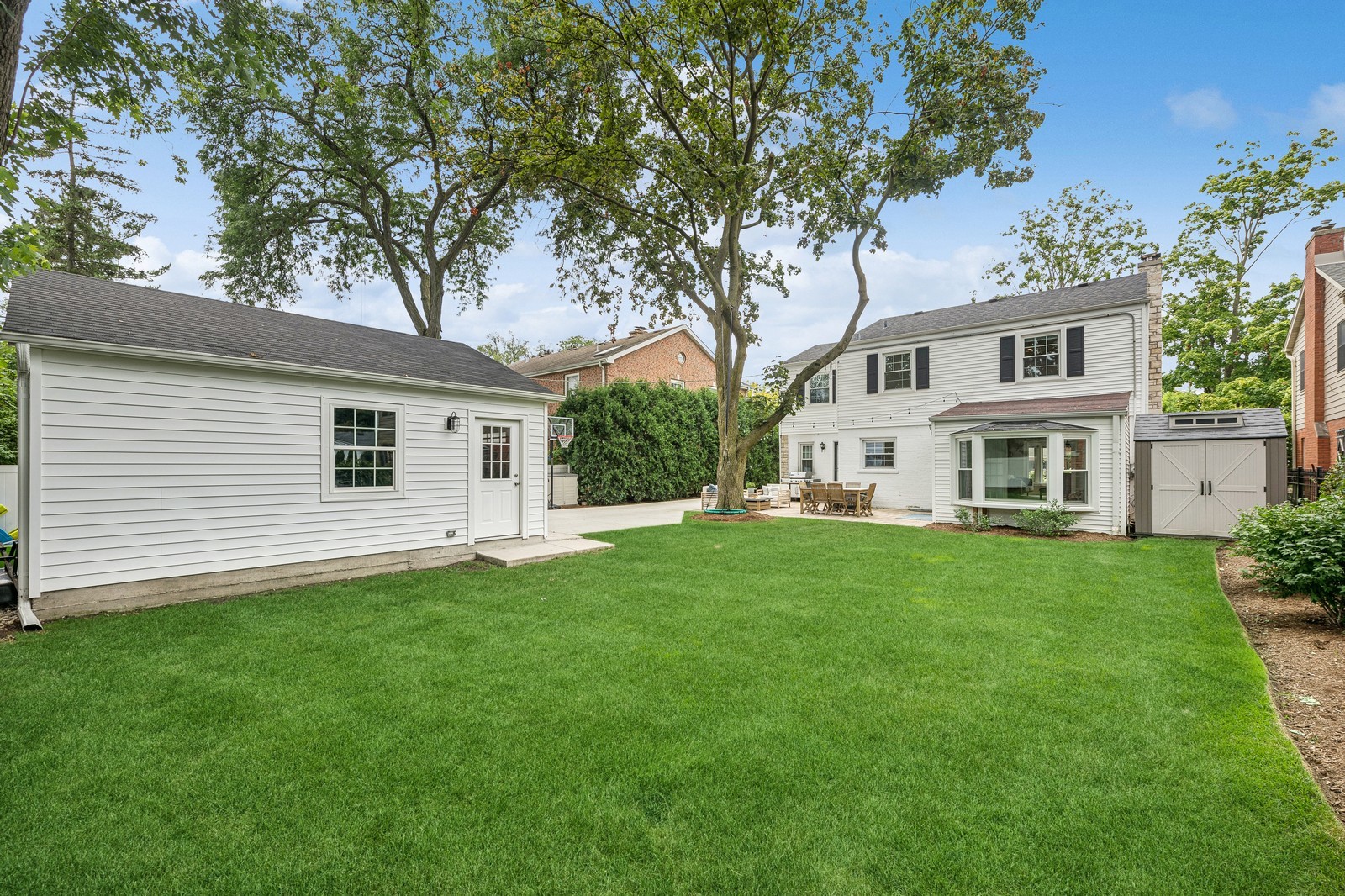 736 Ottawa Avenue Park Ridge, IL 60068 - Photo 29 of 33 a front view of house with yard and green space