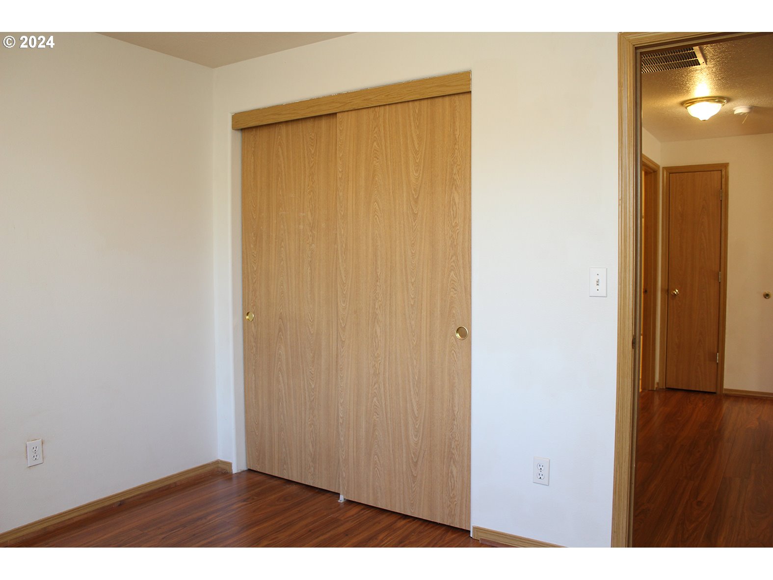 2309 Southeast 90th Avenue Portland, OR 97216 - Photo 18 of 46