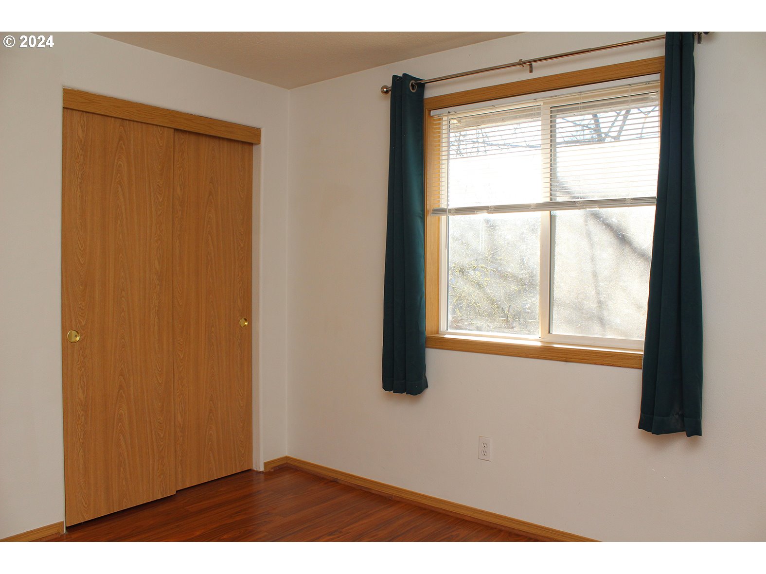 2309 Southeast 90th Avenue Portland, OR 97216 - Photo 19 of 46