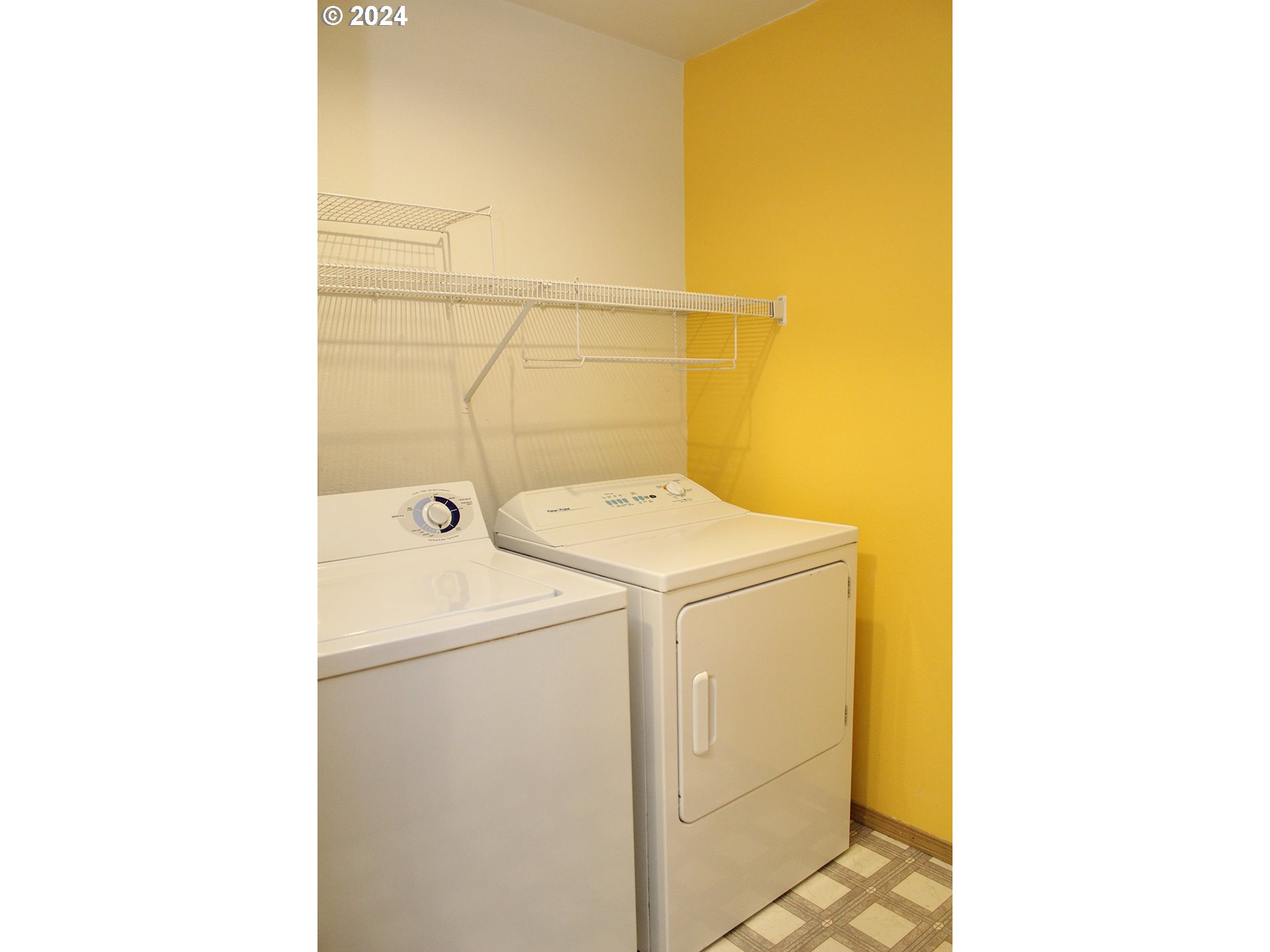 2309 Southeast 90th Avenue Portland, OR 97216 - Photo 22 of 46