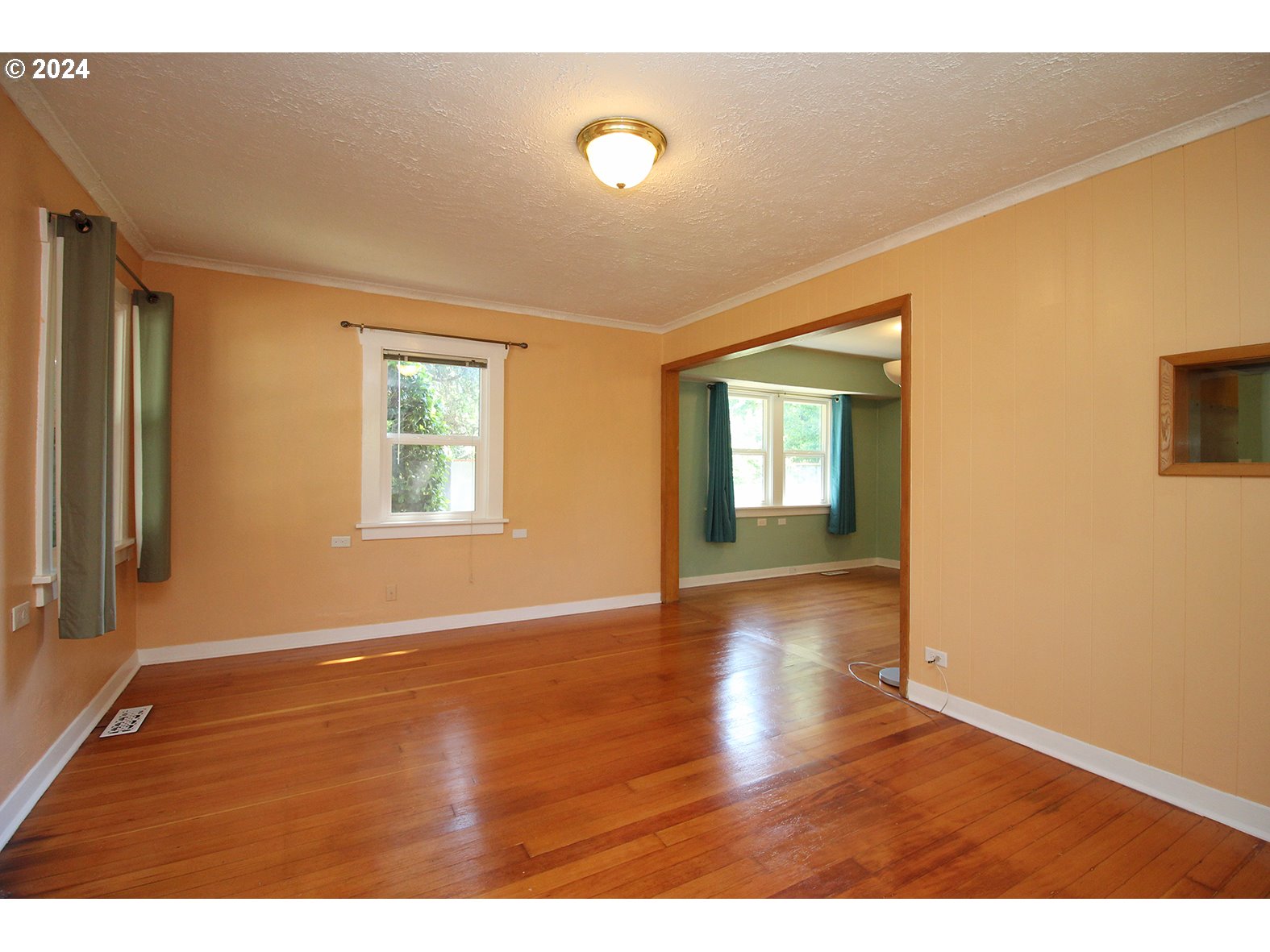 2309 Southeast 90th Avenue Portland, OR 97216 - Photo 43 of 46