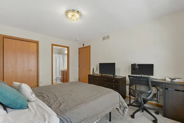 $215,000 | 1513 92nd Street, Unit 47, Sturtevant, WI 53177