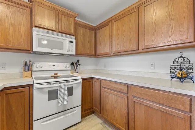 $215,000 | 1513 92nd Street, Unit 47, Sturtevant, WI 53177