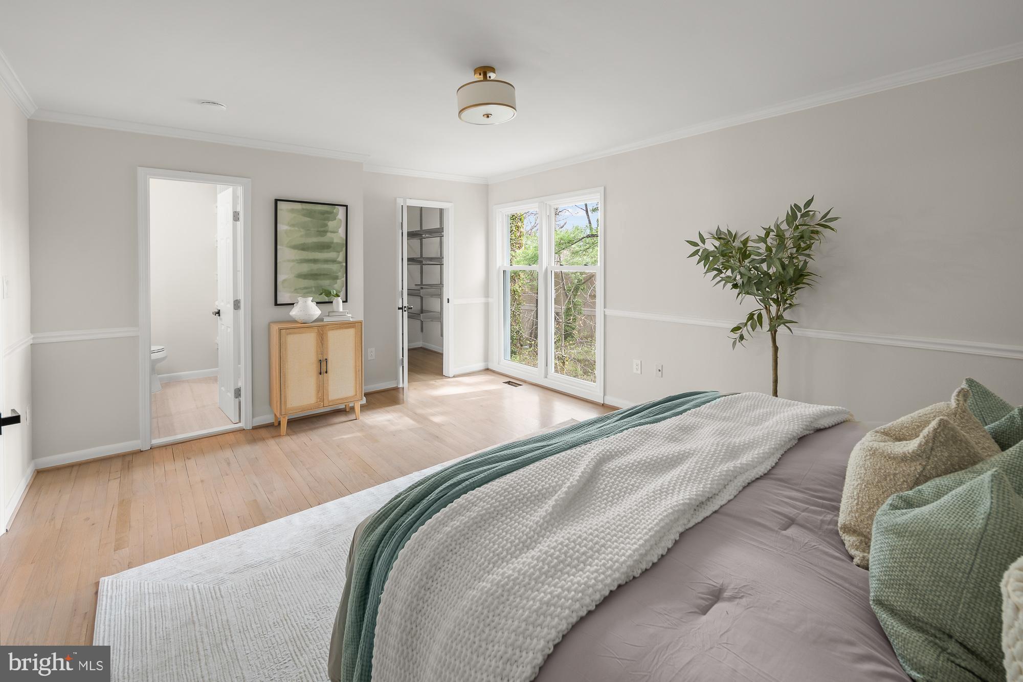 1652 Wainwright Drive Reston, VA 20190 - Photo 19 of 54 Primary Bedroom