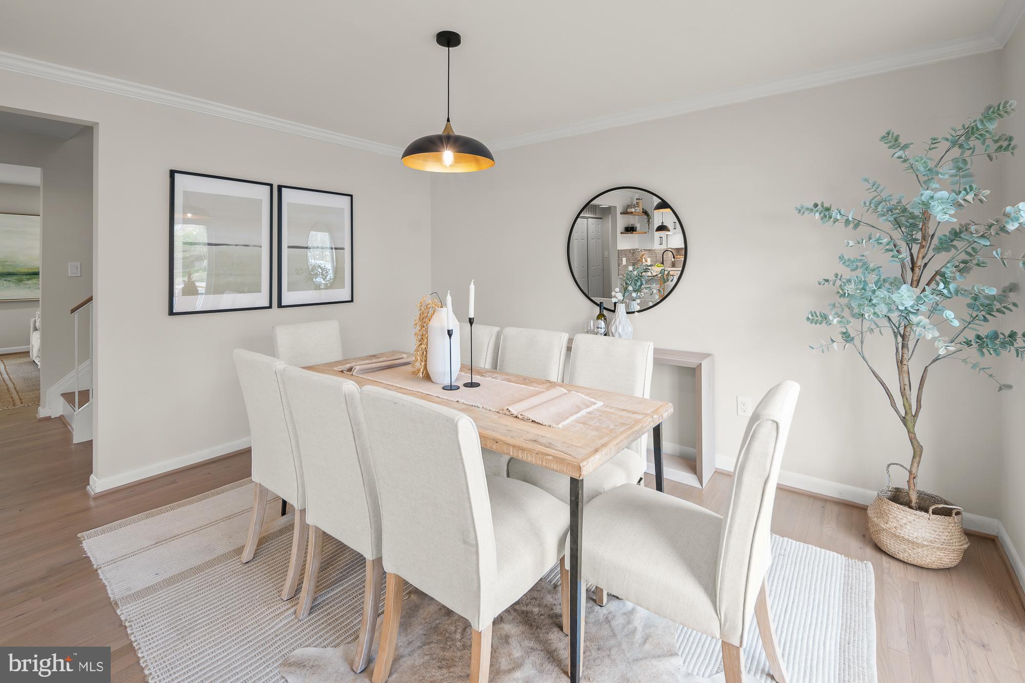 1652 Wainwright Drive Reston, VA 20190 - Photo 6 of 54 Large dining Room