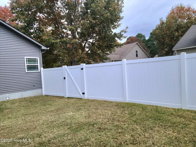 $270,000 | 2409 Bray Court, Winterville, NC 28590