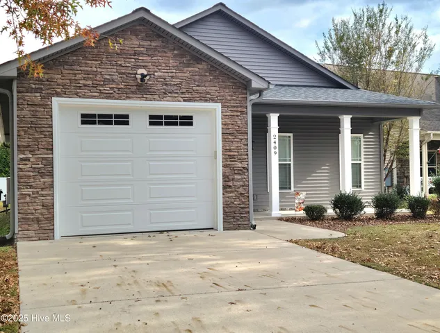 $270,000 | 2409 Bray Court, Winterville, NC 28590