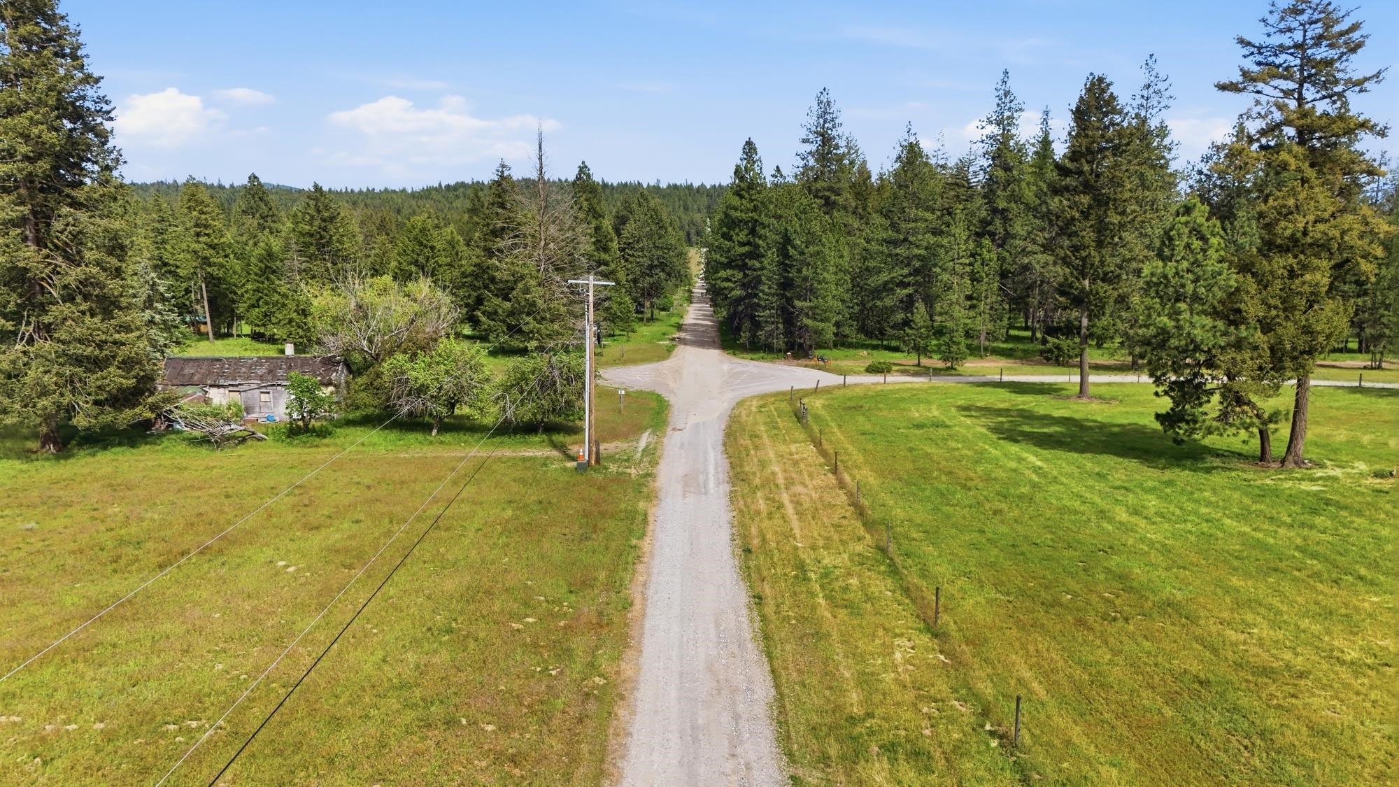 682 Henry Road Elk, WA 99009 - Photo 15 of 21
