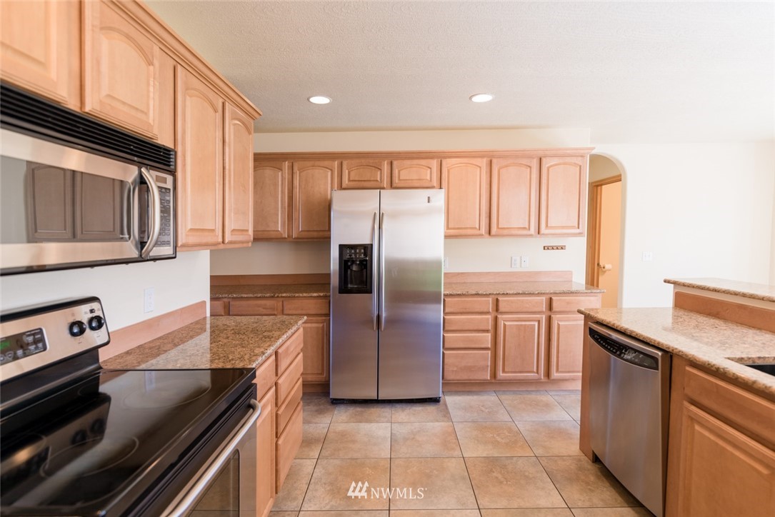 538 Young Road Northeast Moses Lake, WA 98837 - Photo 14 of 38 Gallery Image 14