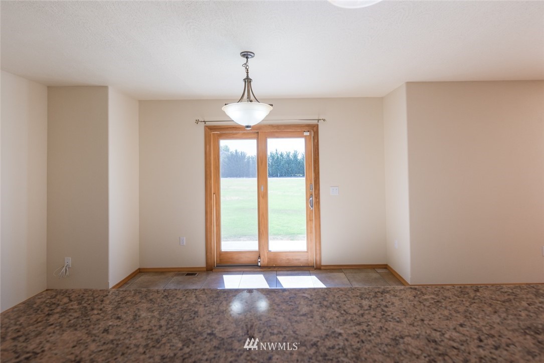 538 Young Road Northeast Moses Lake, WA 98837 - Photo 17 of 38 Gallery Image 17