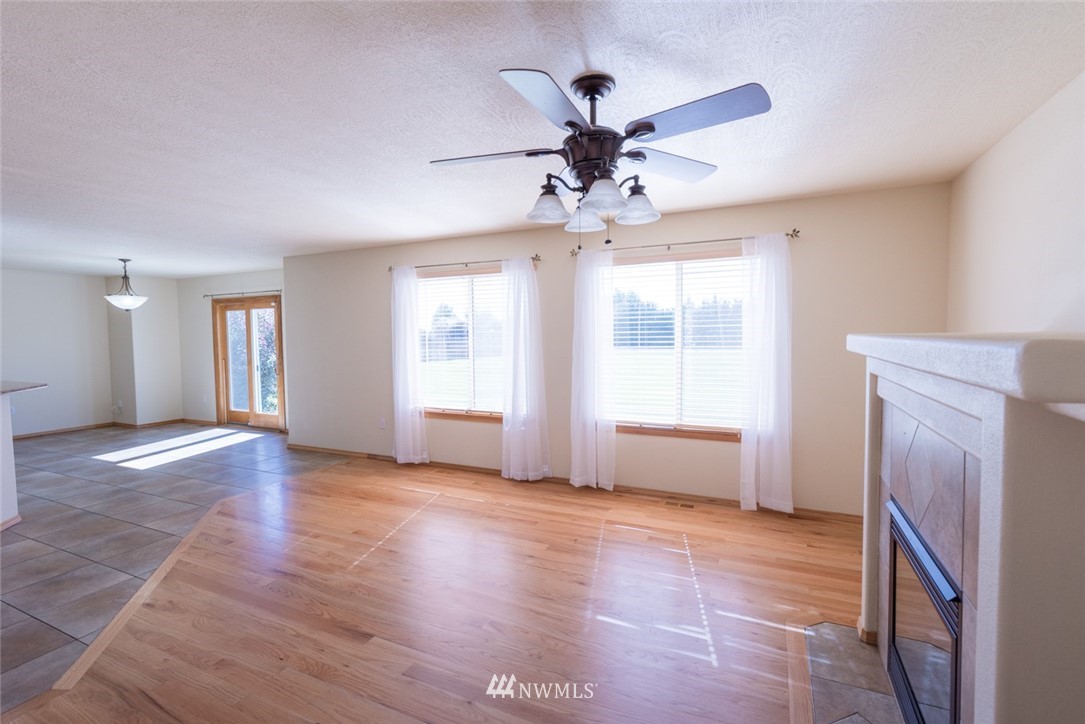 538 Young Road Northeast Moses Lake, WA 98837 - Photo 18 of 38 Gallery Image 18