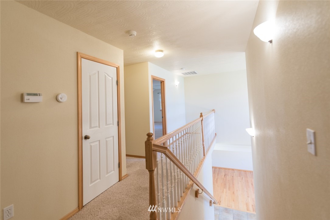 538 Young Road Northeast Moses Lake, WA 98837 - Photo 23 of 38 Gallery Image 23