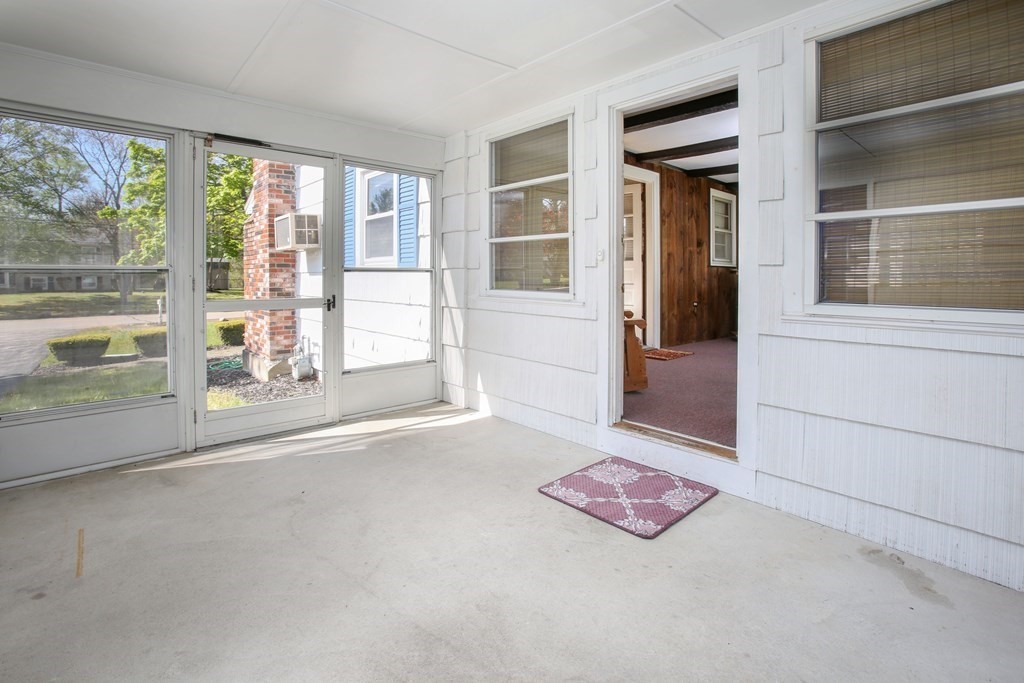 22 Dillingham Way Hanover, MA 02339 - Photo 4 of 22 Gallery Image 4